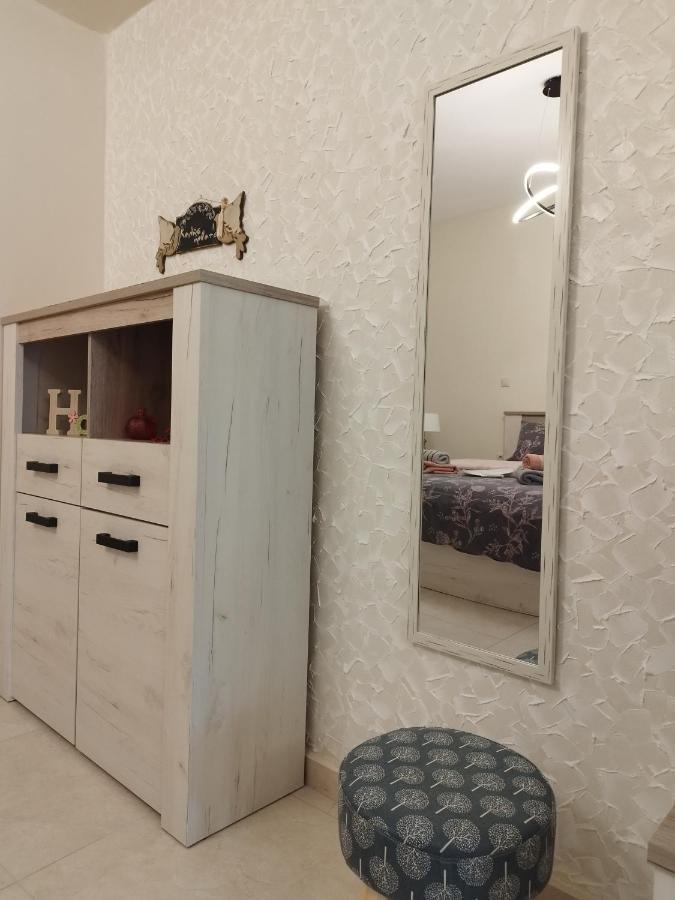 Domenica 2 Apartment
